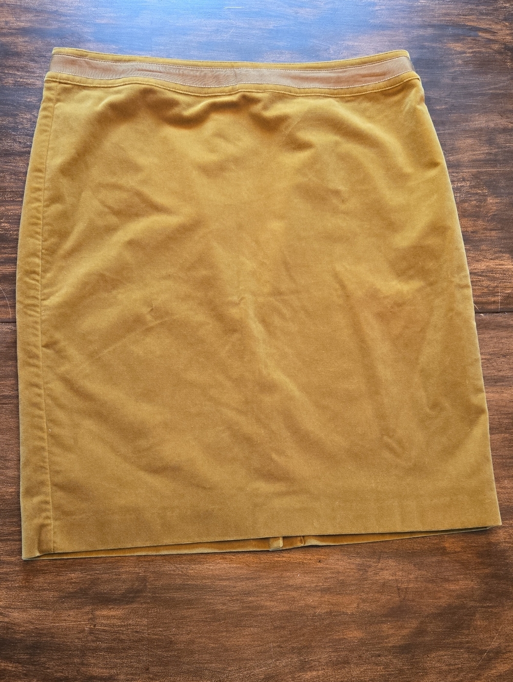 Boden Celedon Green Velvet Cotton Pencil Skirt
